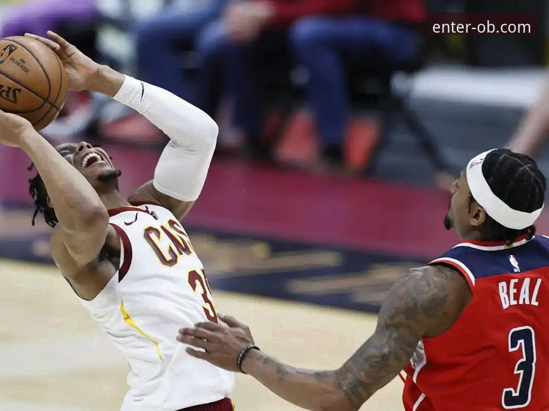 米切尔42分哈登26+7，骑士主场力克魔术豪取四连胜，欧博体育平台带来NBA最新动态